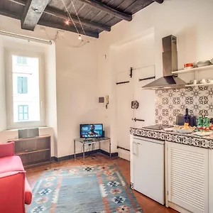 Lovely Flat In The Heart Of Trastevere Rom